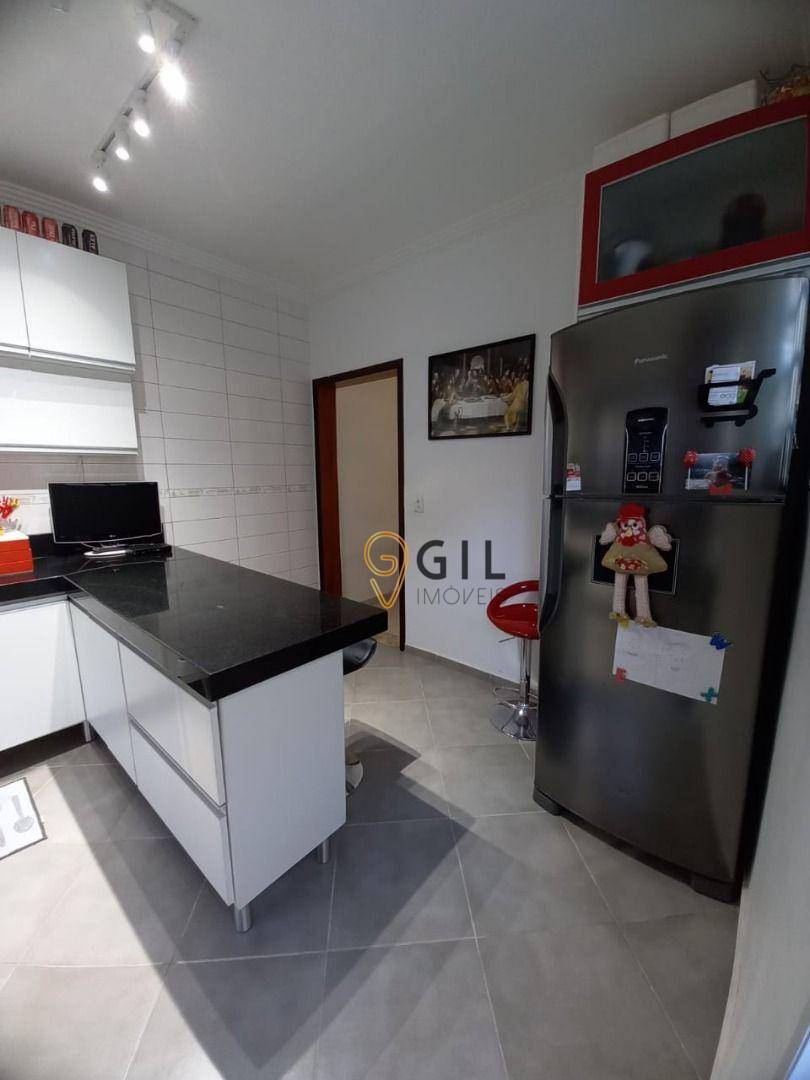 Sobrado à venda com 2 quartos, 170m² - Foto 6