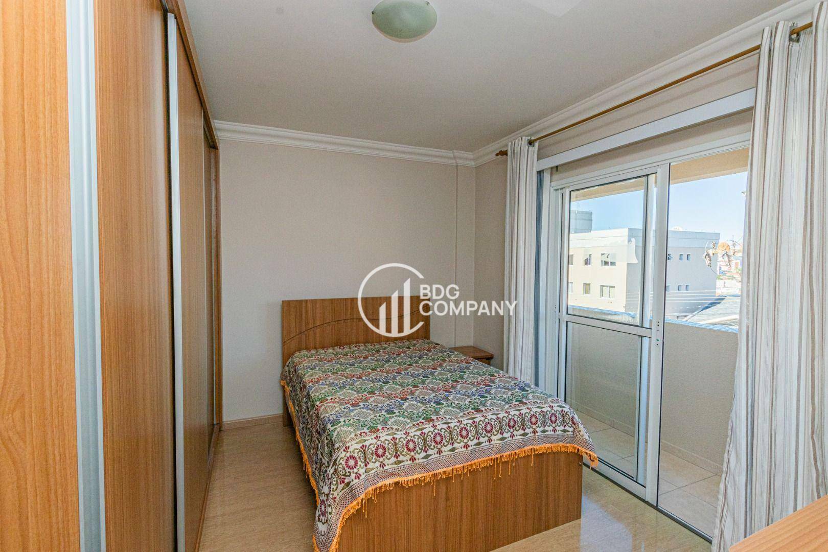 Apartamento à venda com 3 quartos, 87m² - Foto 25