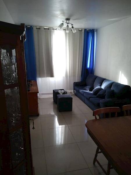 Apartamento à venda com 2 quartos, 68m² - Foto 2