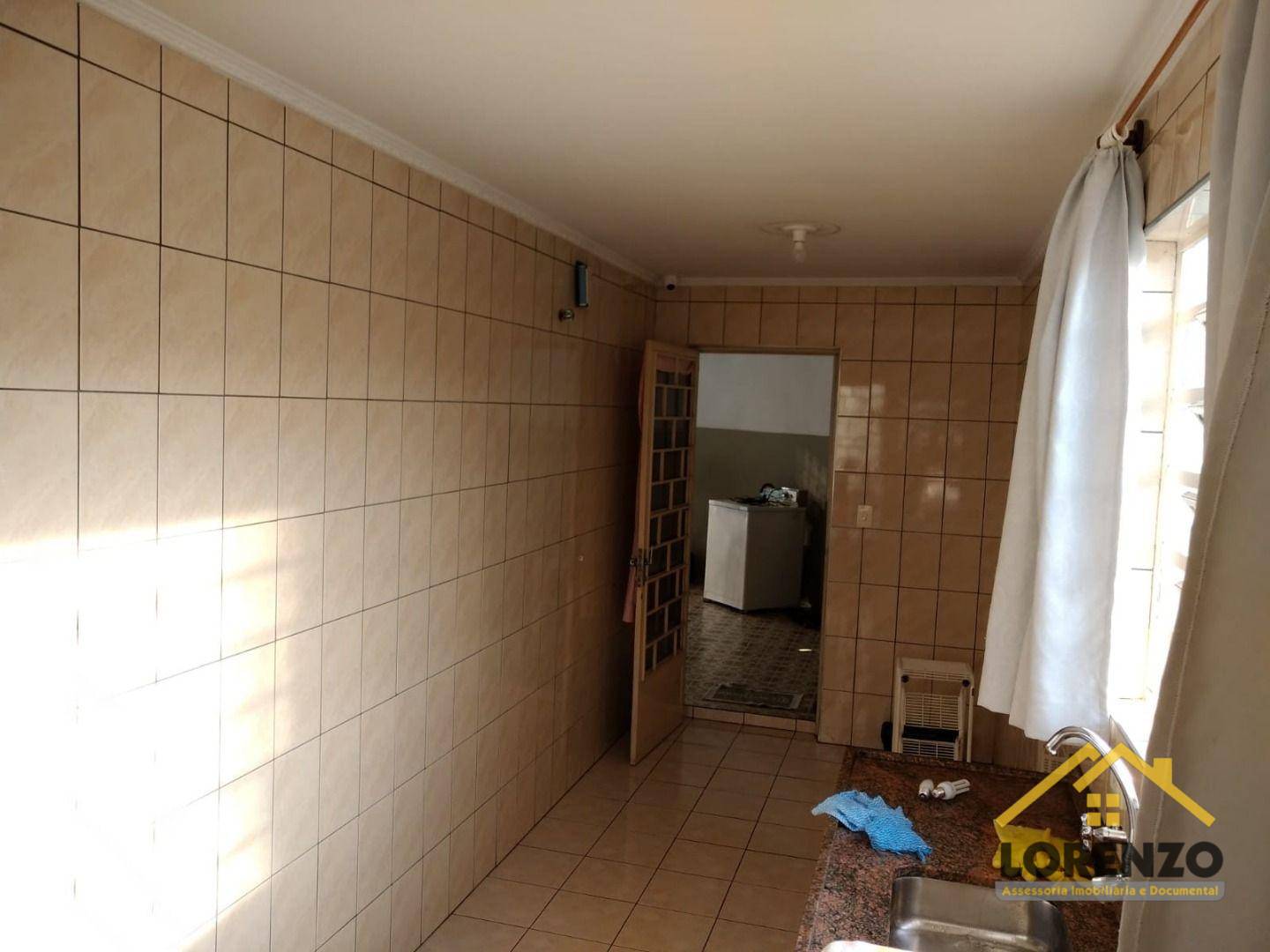 Casa à venda com 3 quartos, 123m² - Foto 5