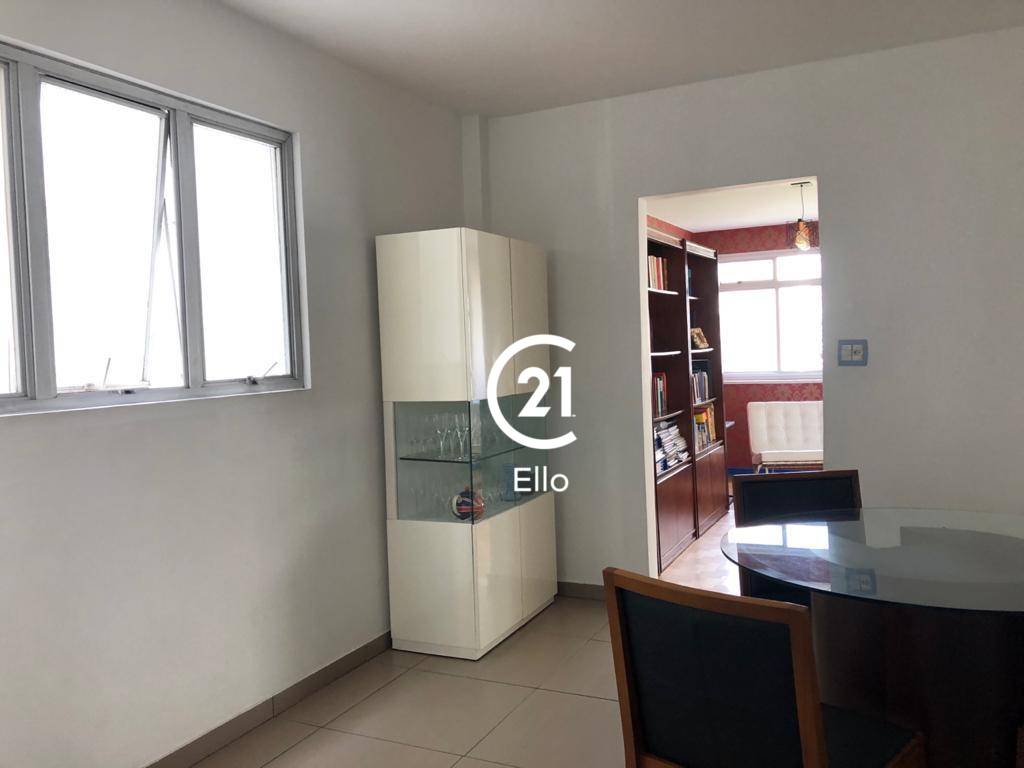 Apartamento à venda com 3 quartos, 210m² - Foto 6