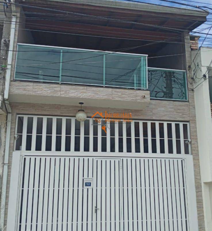 Sobrado à venda com 4 quartos, 211m² - Foto 1