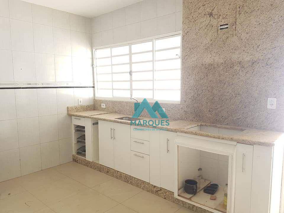 Sobrado à venda com 3 quartos, 175m² - Foto 9