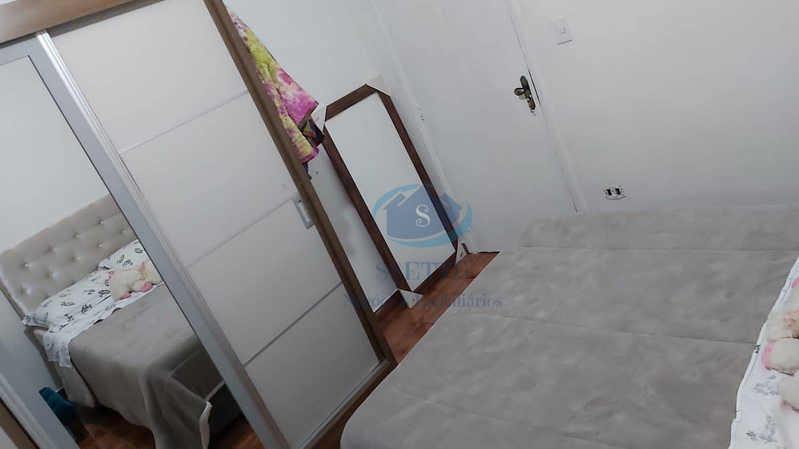 Apartamento à venda com 2 quartos, 72m² - Foto 2