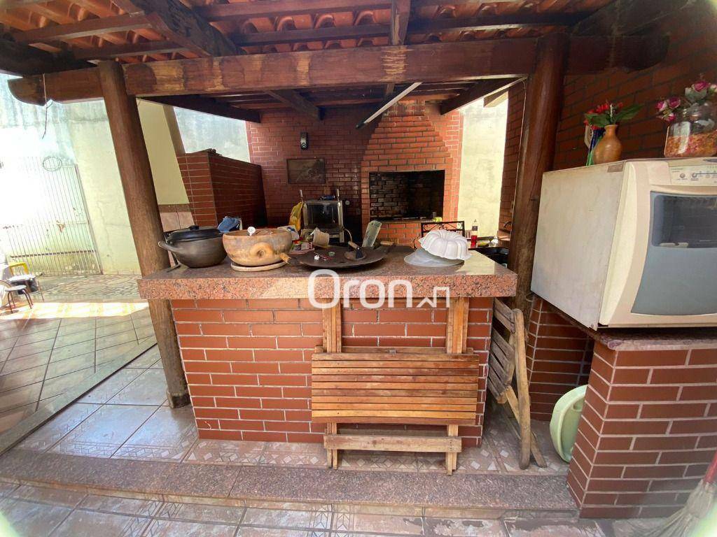 Casa à venda com 5 quartos, 400m² - Foto 18
