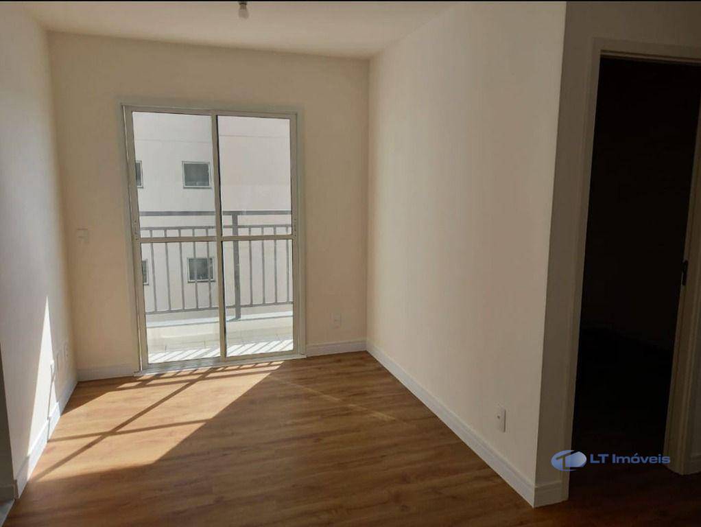 Apartamento à venda com 2 quartos, 47m² - Foto 6