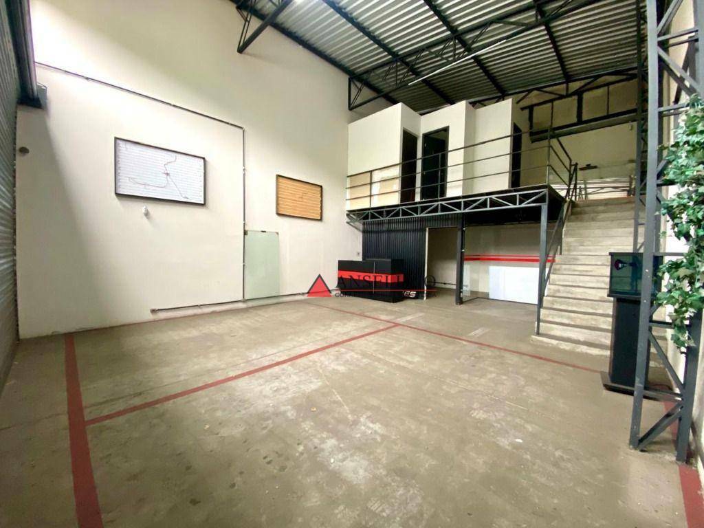 Depósito-Galpão-Armazém para alugar, 105m² - Foto 2