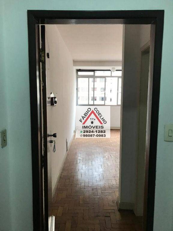 Apartamento à venda com 1 quarto, 50m² - Foto 2