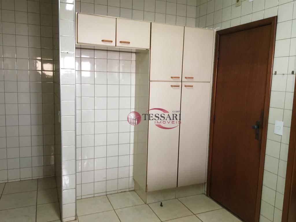 Apartamento à venda e aluguel com 3 quartos, 170m² - Foto 21