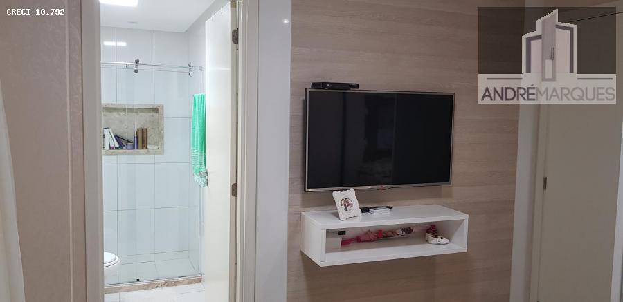 Apartamento à venda com 4 quartos, 155m² - Foto 17