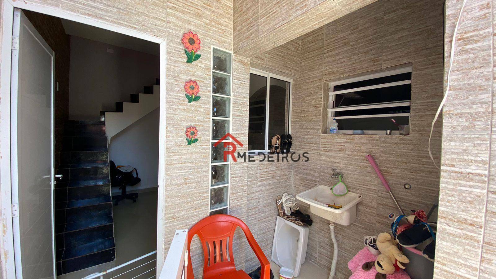 Casa à venda com 2 quartos, 80m² - Foto 22