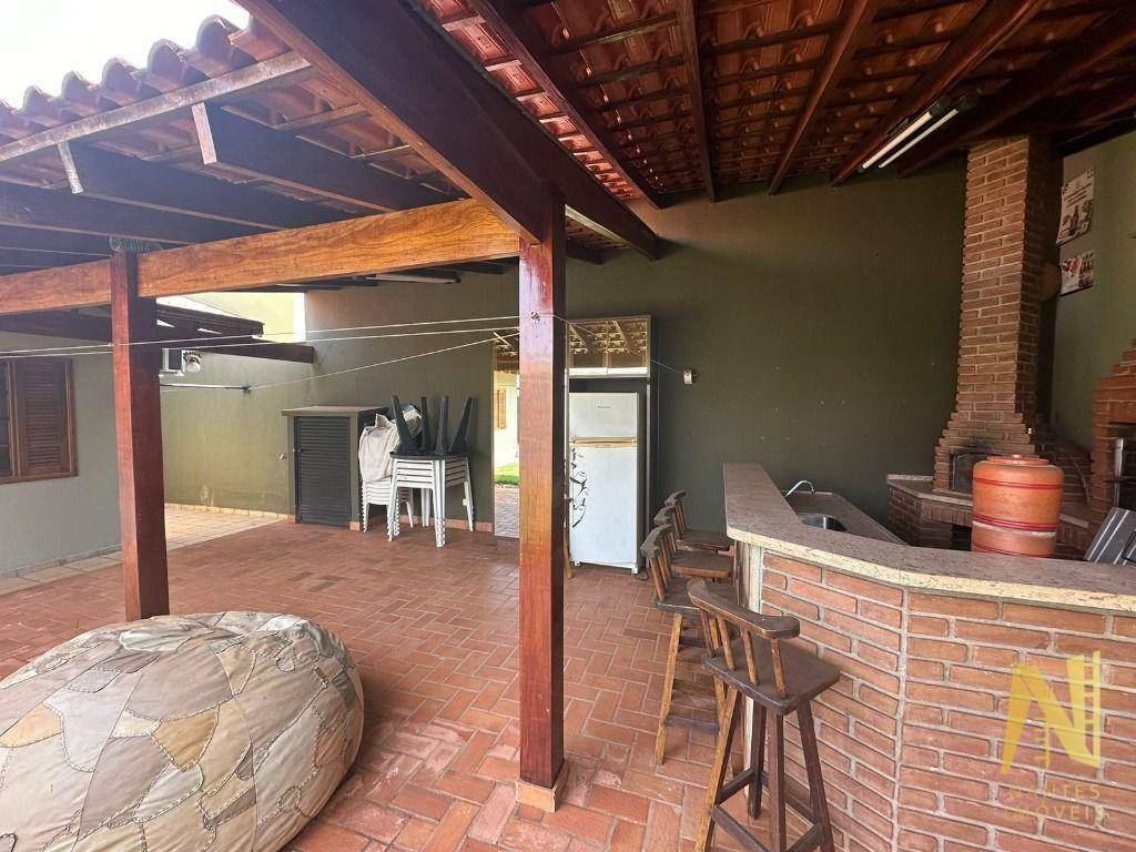 Casa à venda com 3 quartos, 210m² - Foto 31