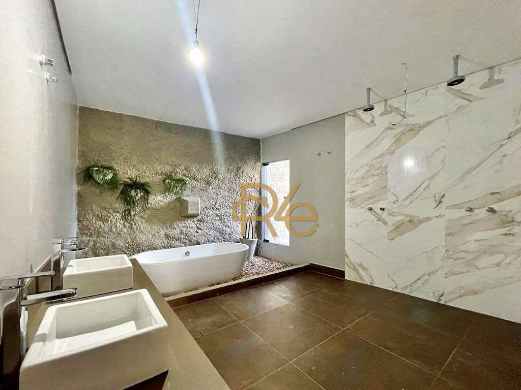 Casa de Condomínio à venda com 4 quartos, 400m² - Foto 37