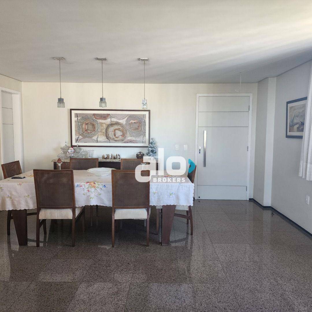 Apartamento à venda com 3 quartos, 163m² - Foto 6