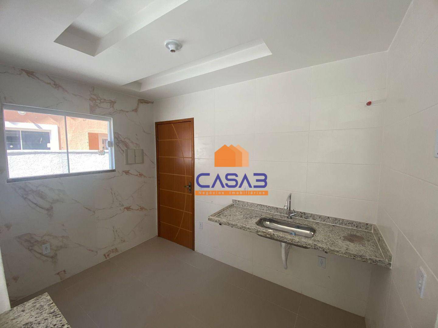 Casa à venda com 2 quartos, 75m² - Foto 7