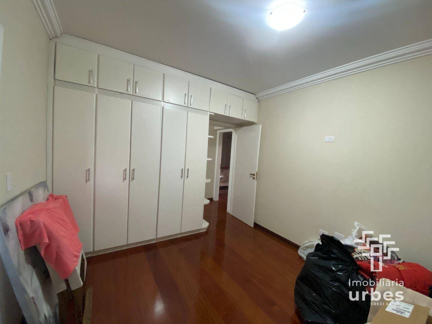 Apartamento à venda com 3 quartos, 178m² - Foto 21