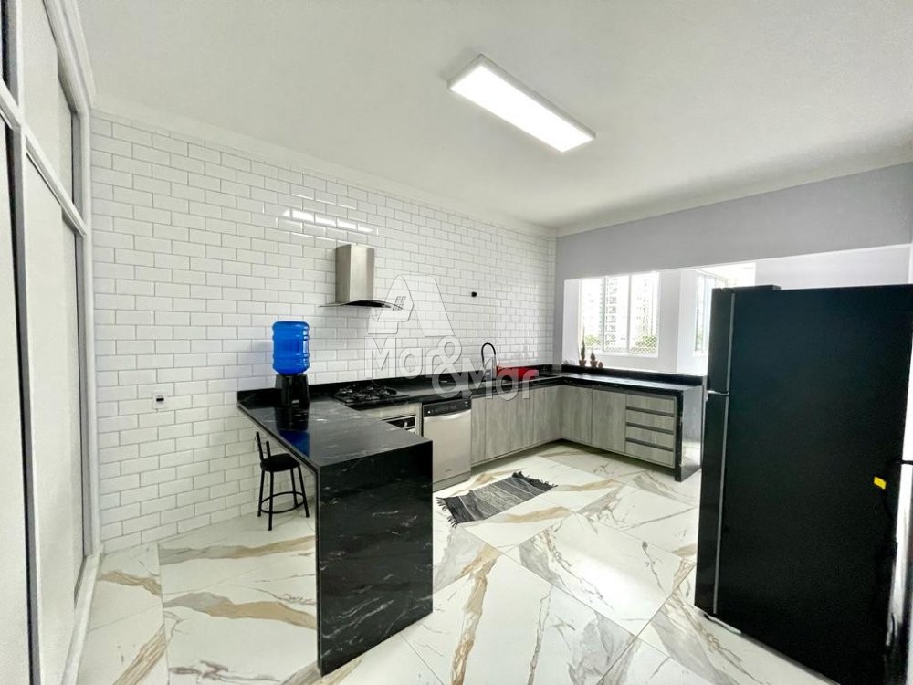 Apartamento à venda com 6 quartos, 250m² - Foto 21