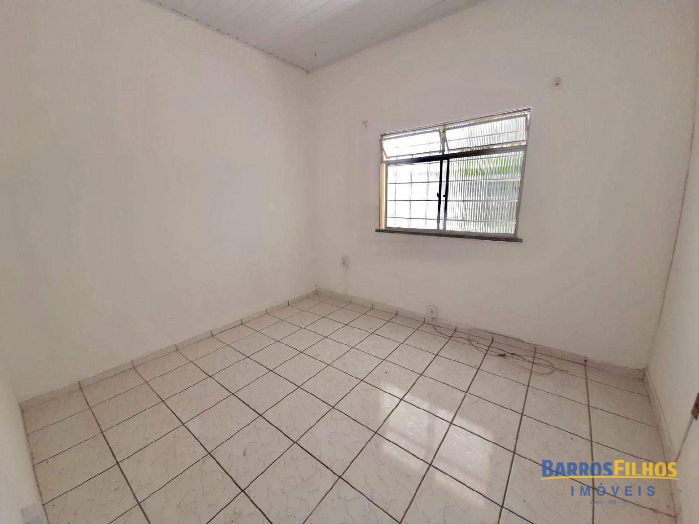 Casa para alugar com 3 quartos, 100m² - Foto 10