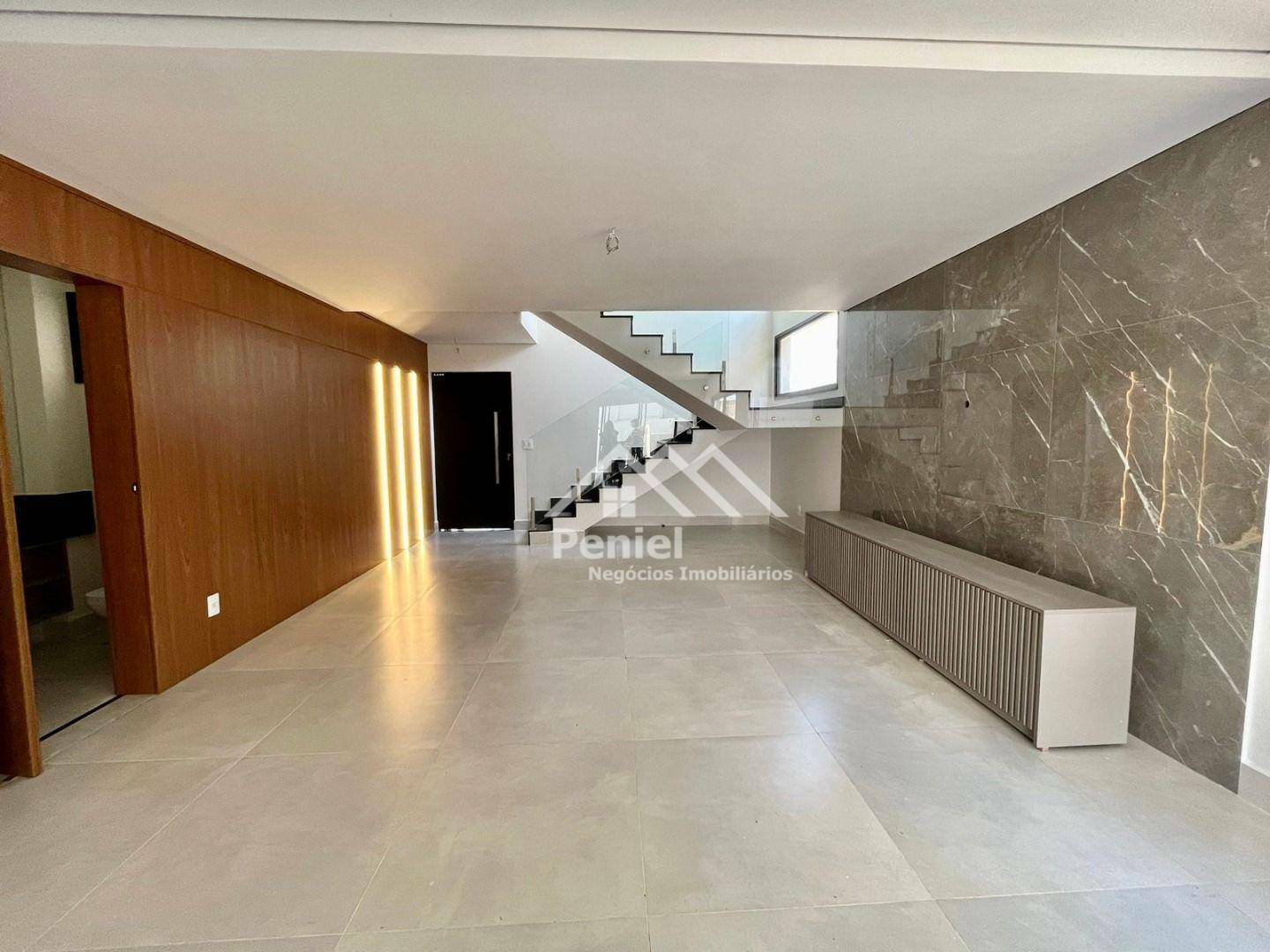 Casa de Condomínio à venda com 3 quartos, 240m² - Foto 2