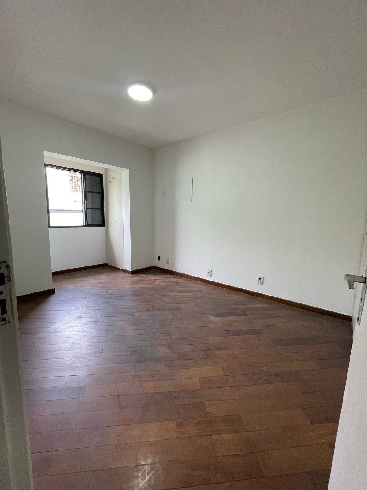 Casa à venda com 3 quartos, 198m² - Foto 12