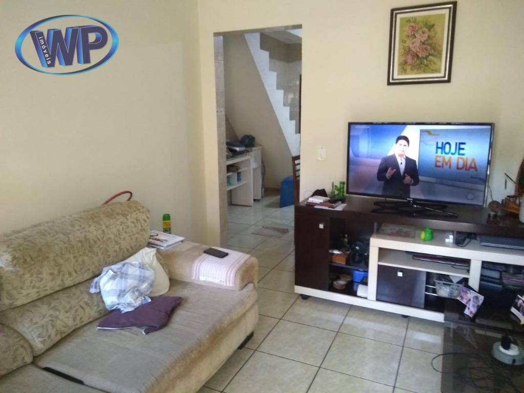 Sobrado à venda com 2 quartos, 138m² - Foto 1