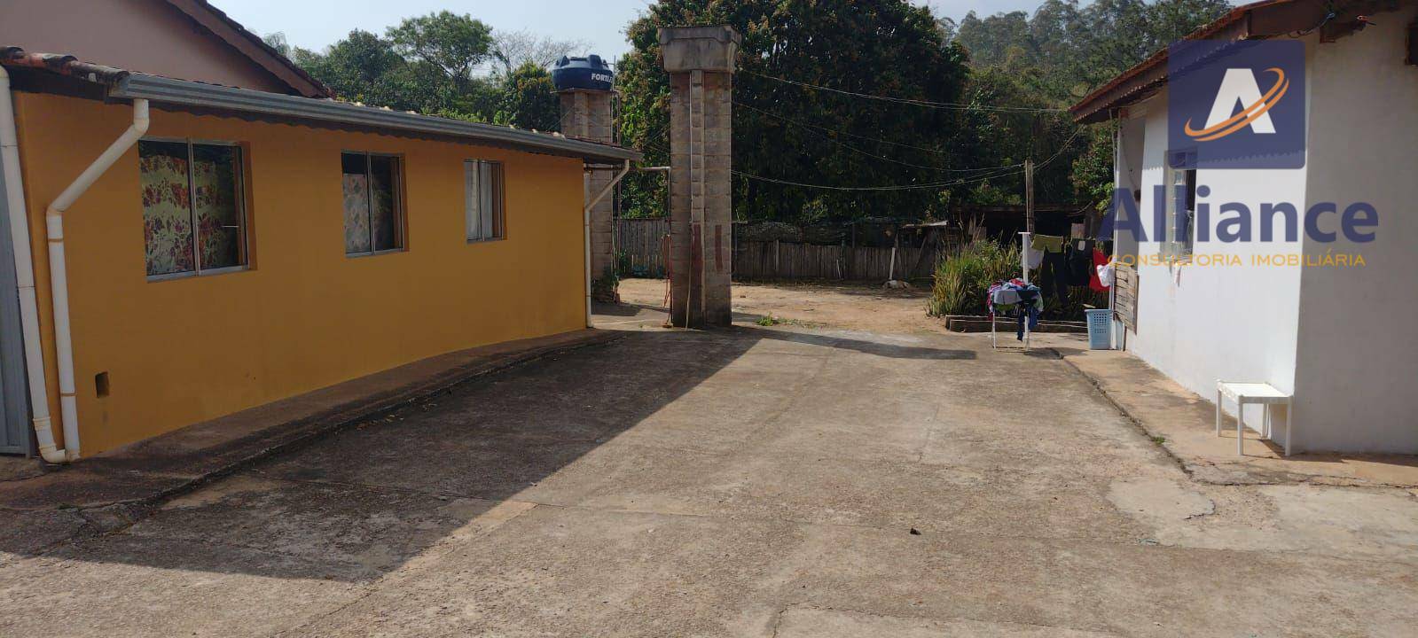 Casa para alugar com 2 quartos, 120m² - Foto 14