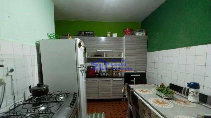 Sobrado à venda com 4 quartos, 120m² - Foto 15