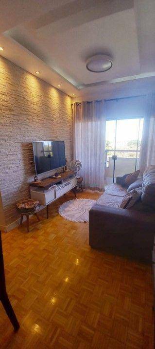 Apartamento à venda com 3 quartos, 68m² - Foto 2