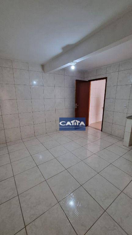 Casa para alugar com 1 quarto, 35m² - Foto 10