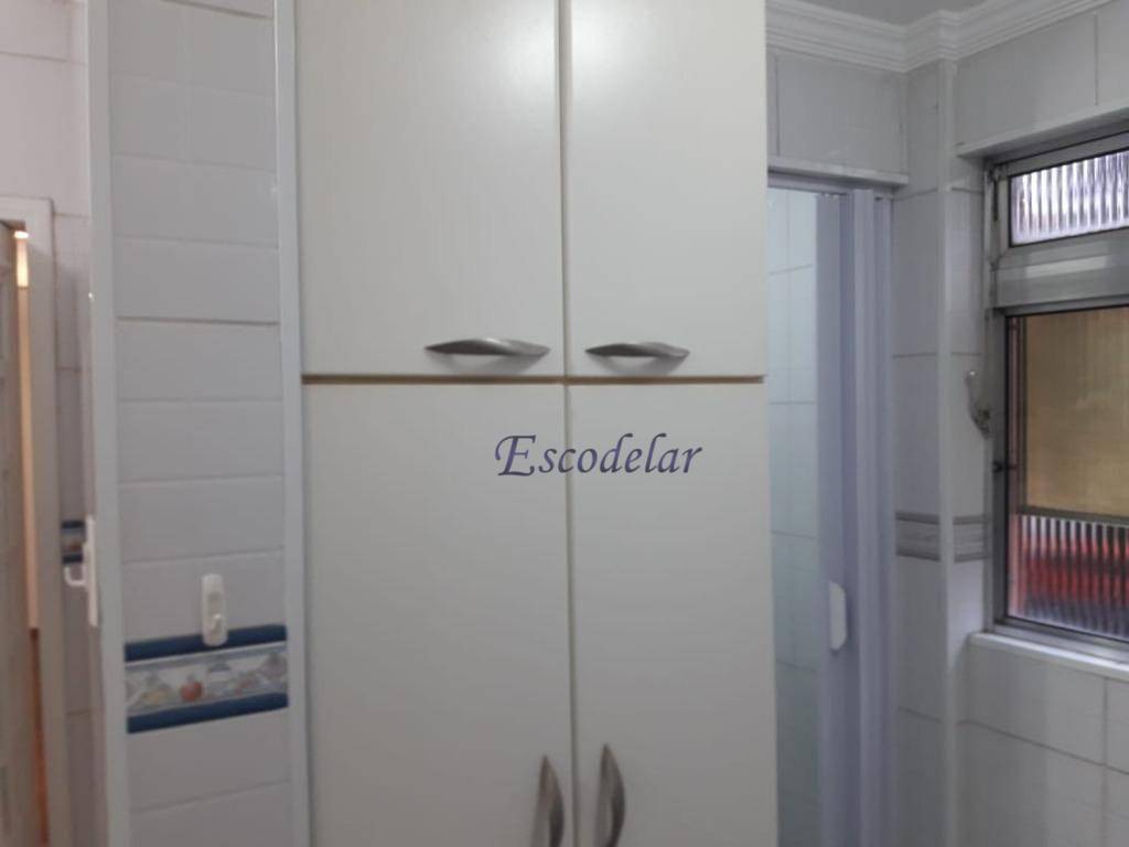 Apartamento à venda com 2 quartos, 70m² - Foto 11