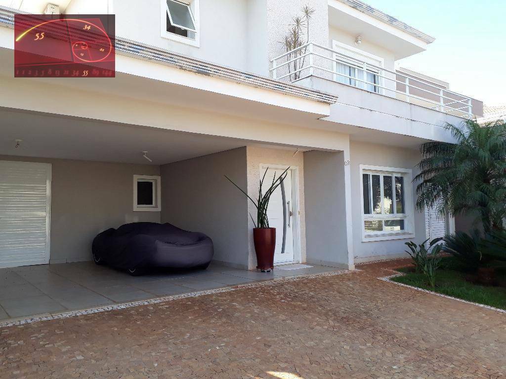 Casa à venda com 3 quartos, 235m² - Foto 4