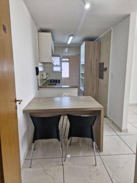 Apartamento para alugar com 3 quartos, 70m² - Foto 4