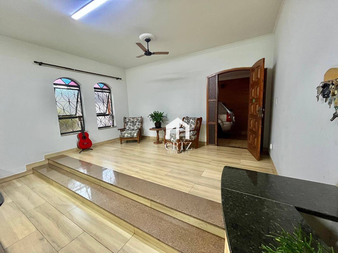 Casa, 3 quartos, 225 m² - Foto 2