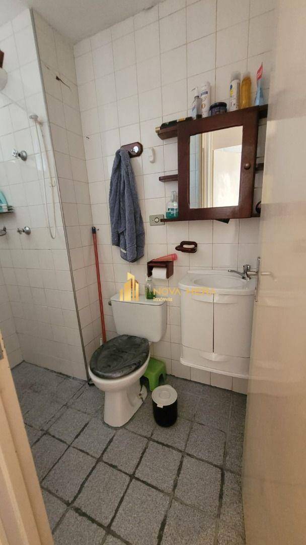 Apartamento à venda com 2 quartos, 47m² - Foto 3