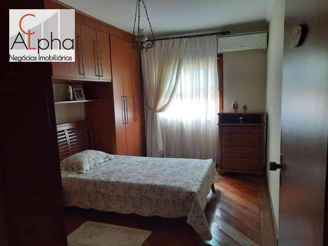 Sobrado à venda com 4 quartos, 345m² - Foto 11