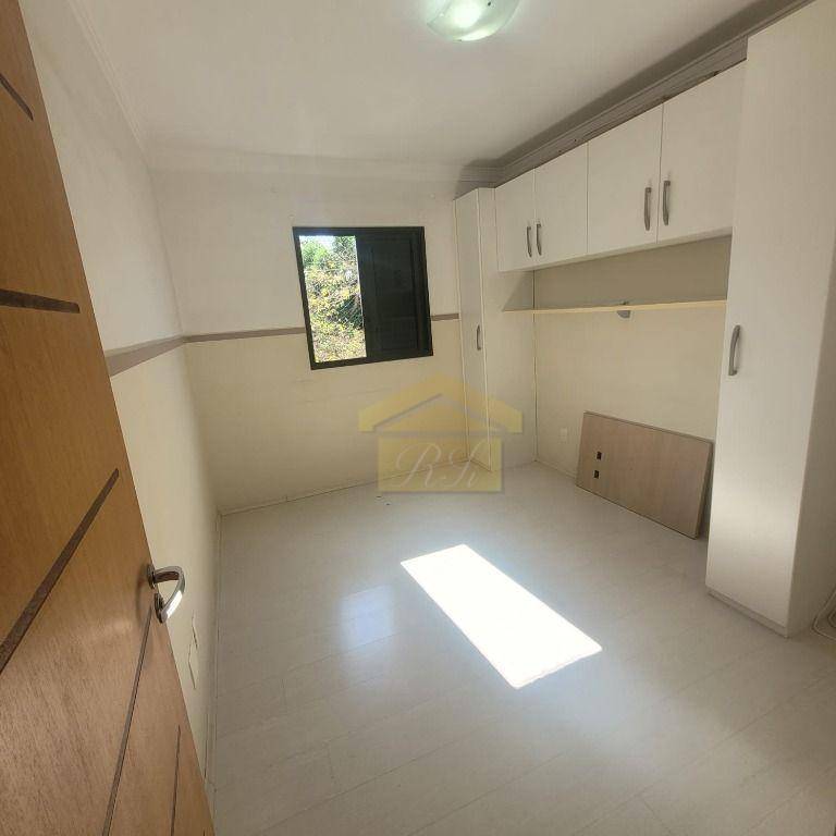 Apartamento à venda com 2 quartos, 70m² - Foto 8