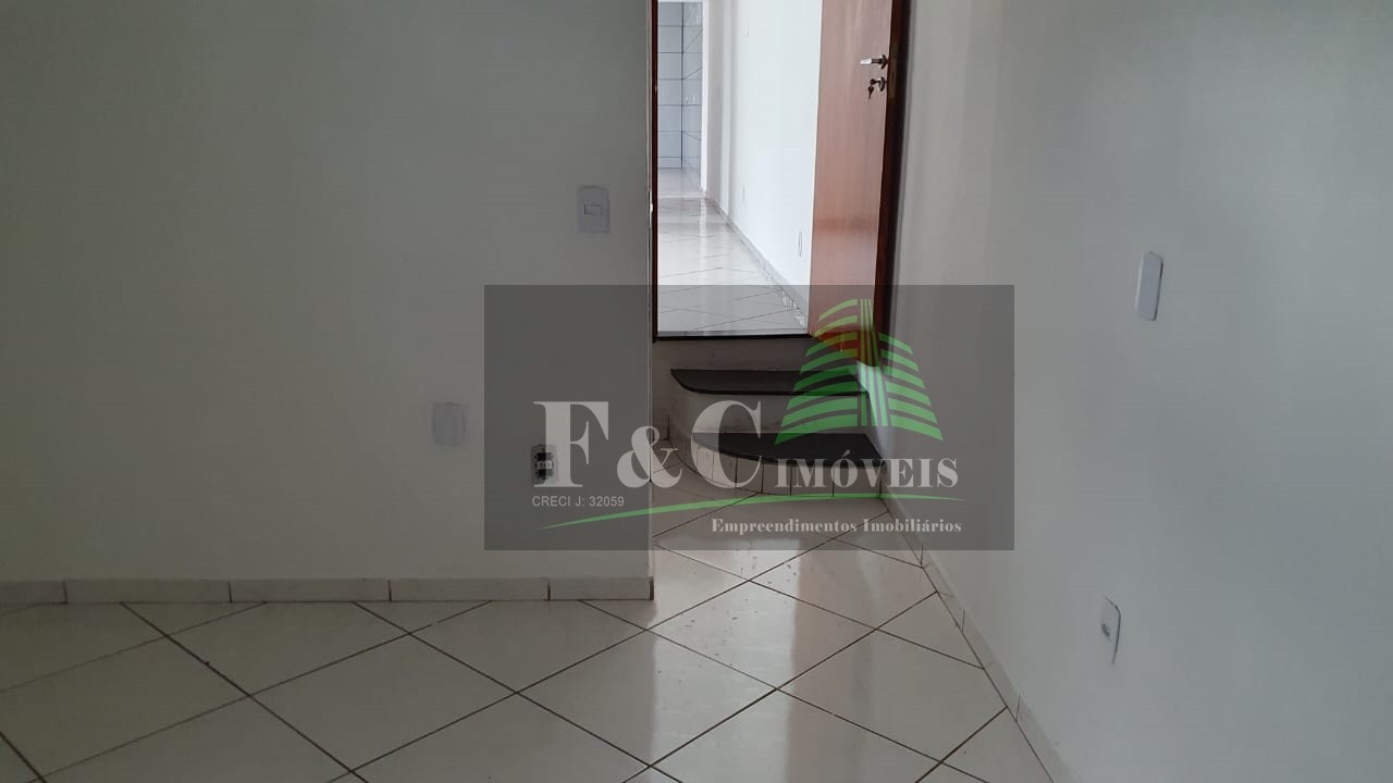 Casa para alugar com 2 quartos, 125m² - Foto 6