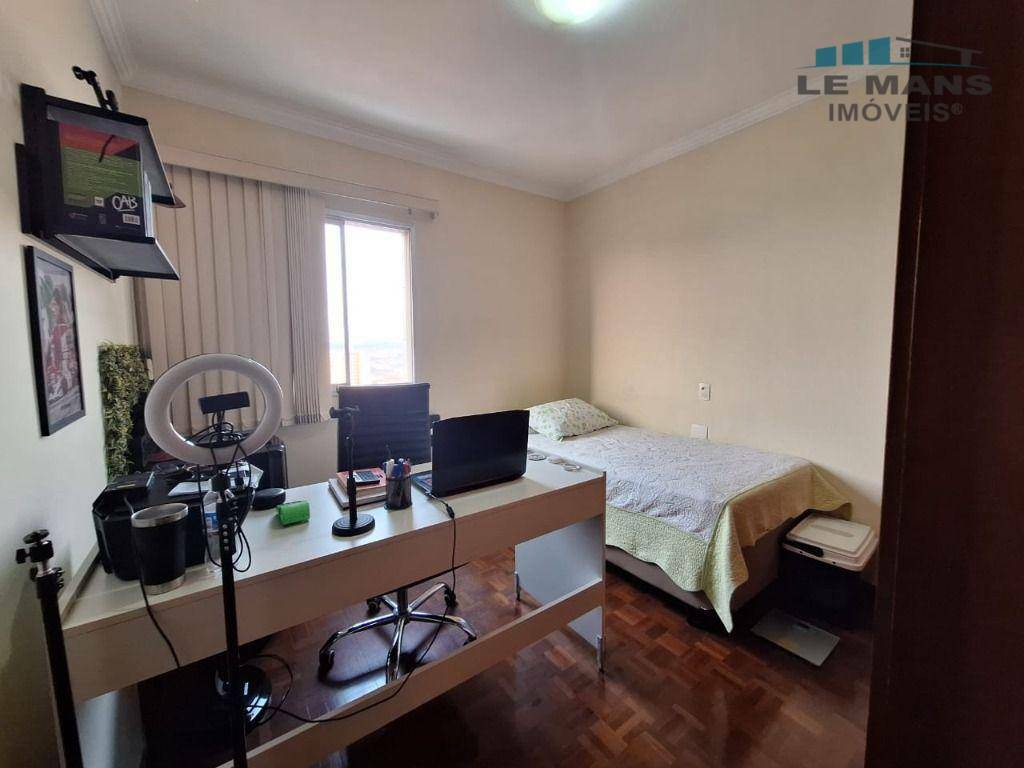 Apartamento à venda com 3 quartos, 90m² - Foto 10