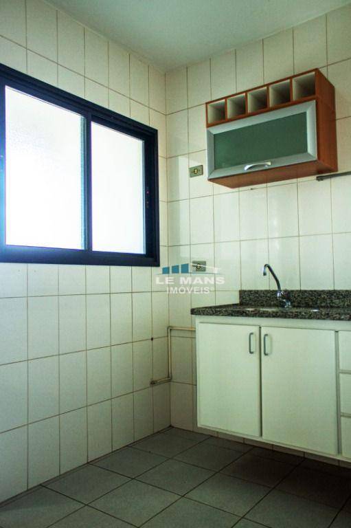 Apartamento à venda com 3 quartos, 86m² - Foto 17