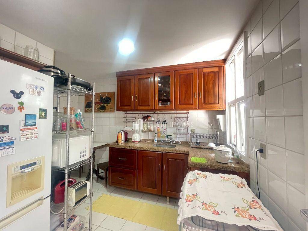 Casa de Condomínio à venda com 4 quartos, 200m² - Foto 25