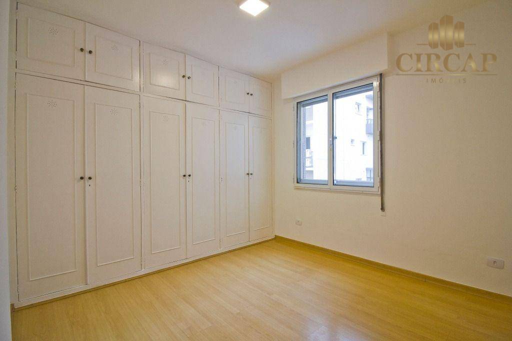 Apartamento à venda com 2 quartos, 100m² - Foto 18