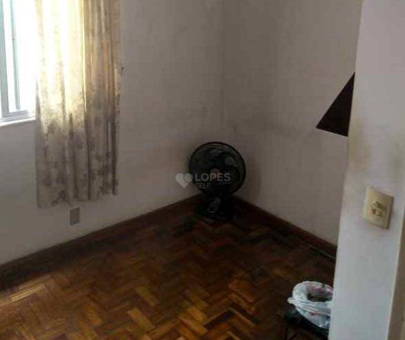 Apartamento à venda com 2 quartos, 80m² - Foto 5