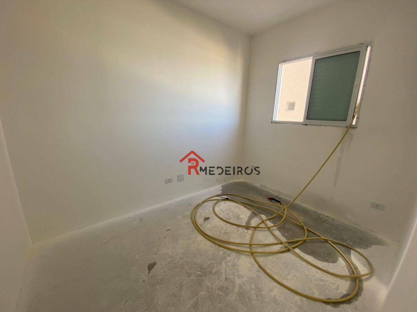 Apartamento à venda com 2 quartos, 70m² - Foto 14