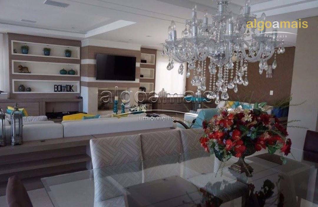 Casa de Condomínio à venda com 5 quartos, 493m² - Foto 3