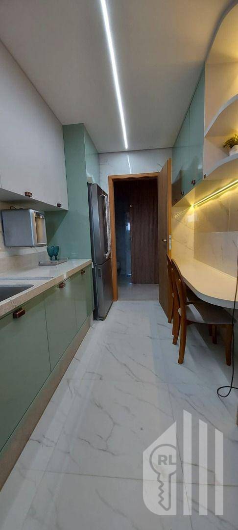 Apartamento à venda com 3 quartos, 142m² - Foto 7