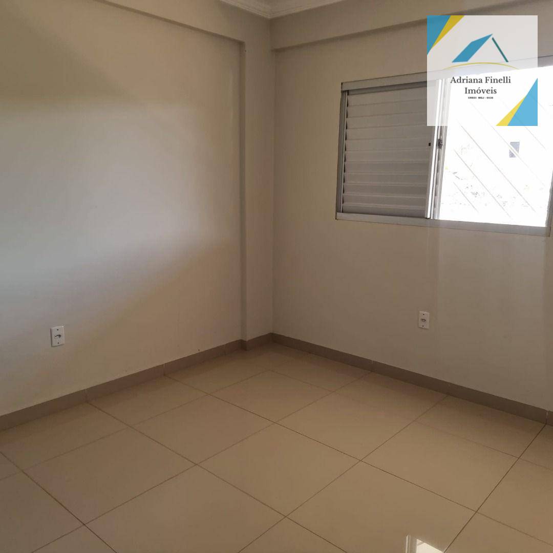 Apartamento à venda com 3 quartos, 140m² - Foto 7