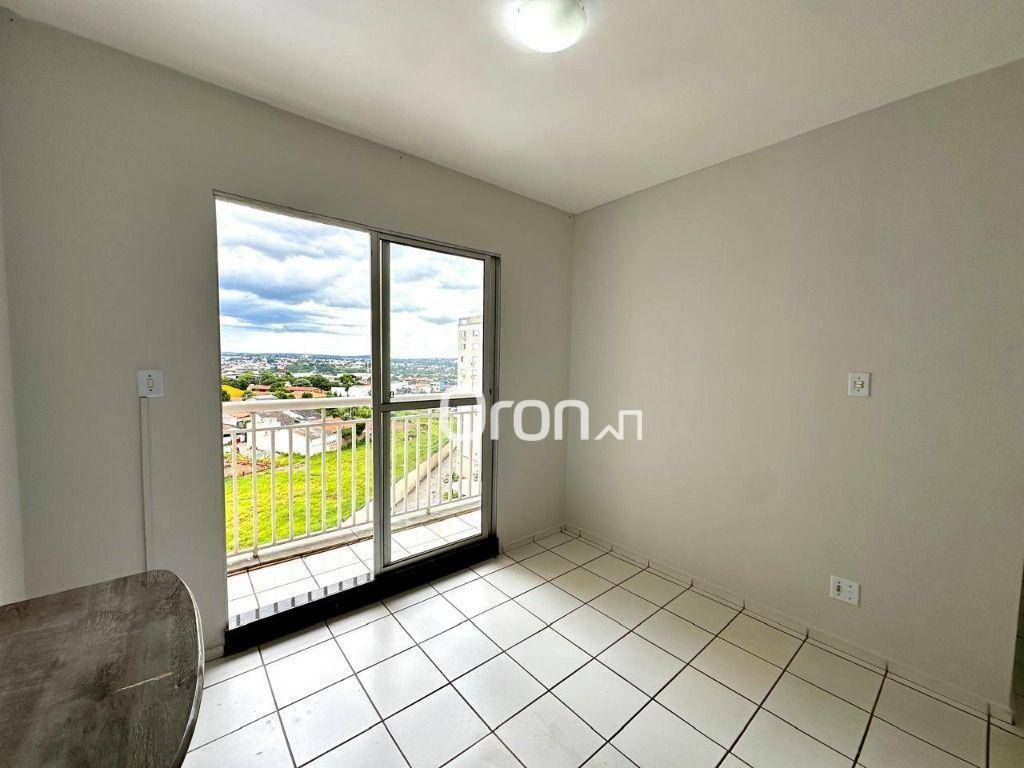 Apartamento à venda com 3 quartos, 72m² - Foto 1