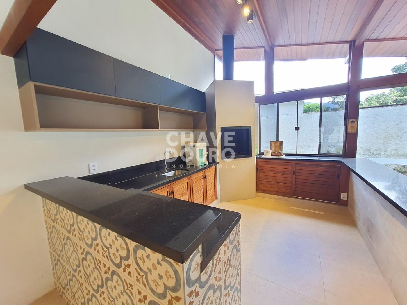 Casa à venda com 4 quartos, 700m² - Foto 24