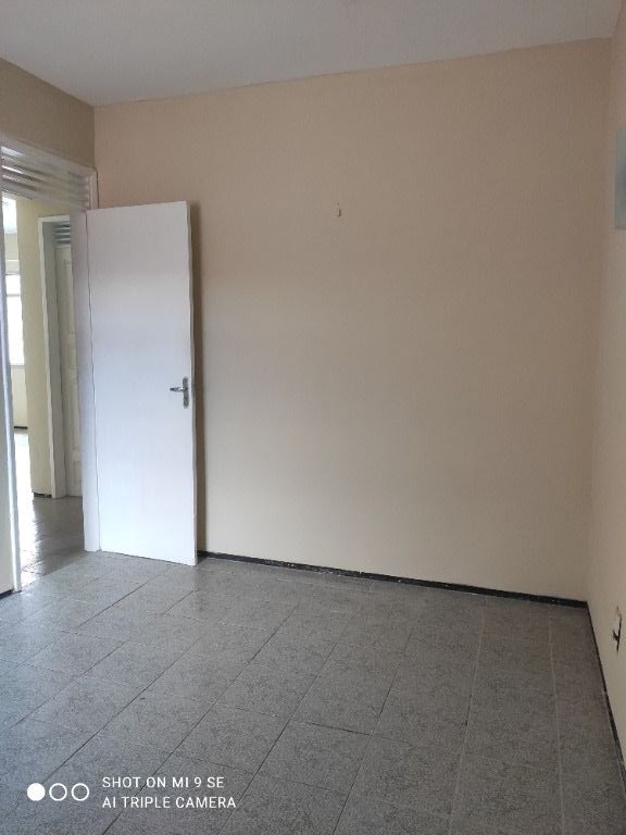 Apartamento para alugar com 3 quartos, 85m² - Foto 9