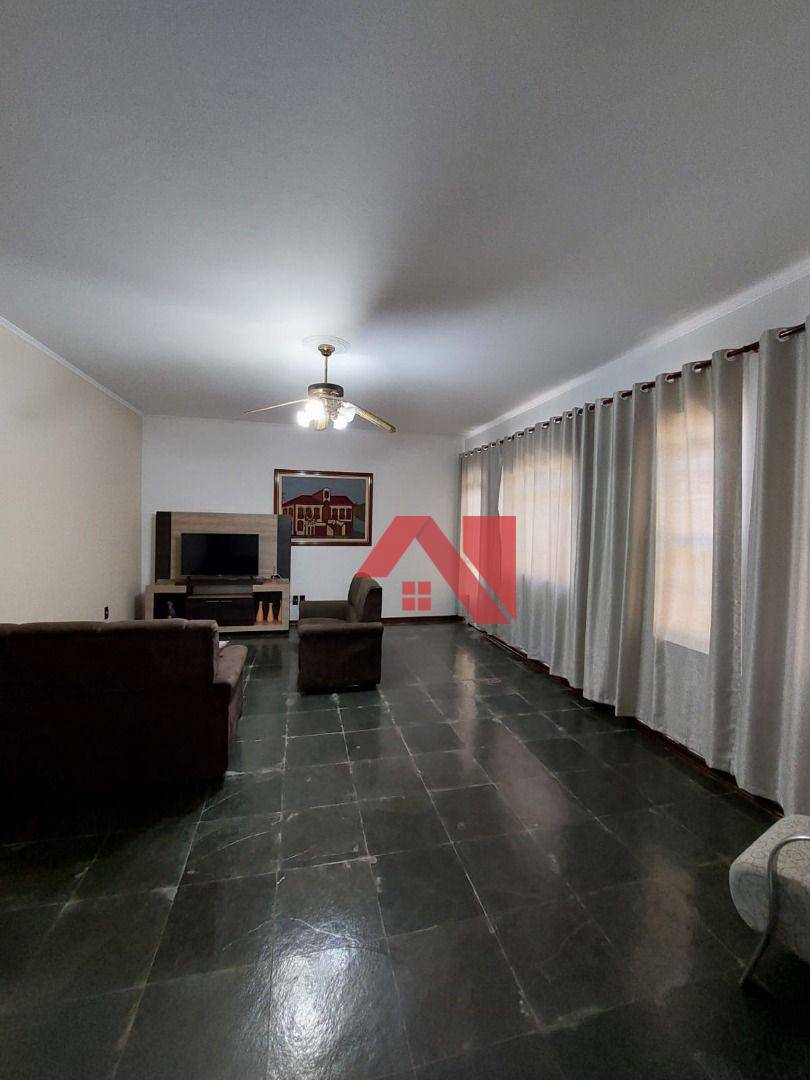 Casa à venda com 3 quartos, 185m² - Foto 13